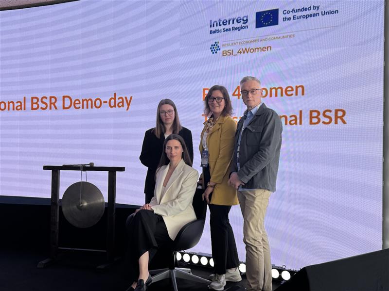 Från idé till scen – deltagare från sju länder möttes under Demo Day i Polen, där framtidens företag presenterades