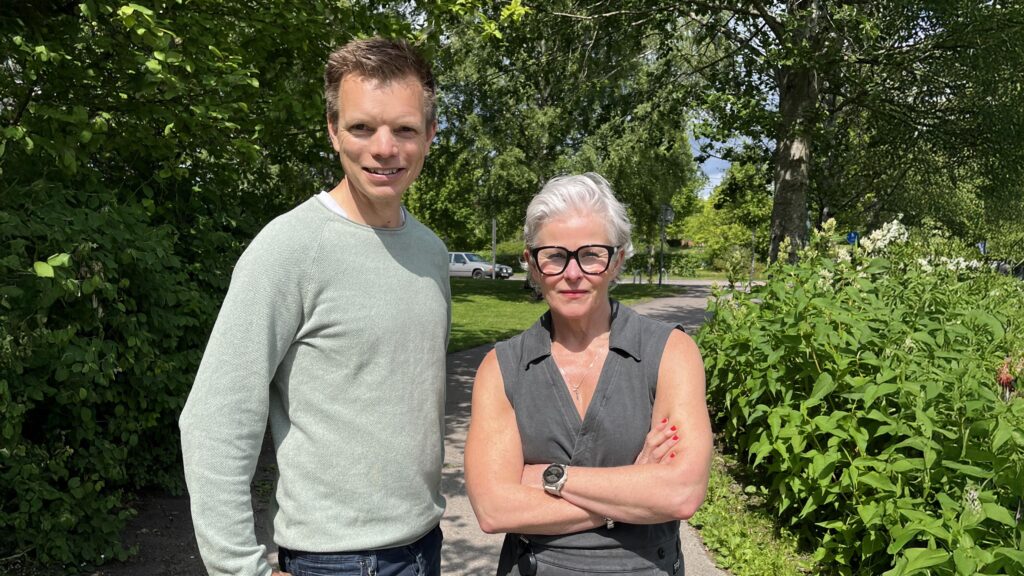 Porträtt utomhus David Levren och Angelica Ekholm.